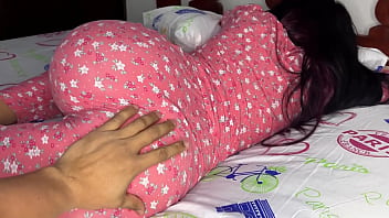 Eloiza42k Indulges In Steamy Anal Action