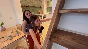 Scarlethanc149k: Hardcore Lesbian Scene