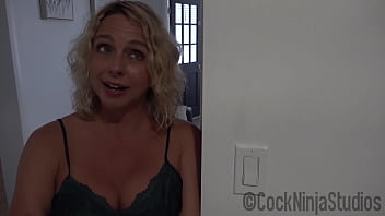 Brianna Beach412k: Steamy Dildo Scene