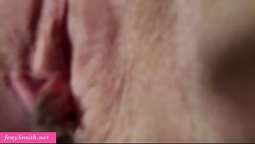 Hot MILF Jeny Smith decided to have a little fun and masturbate on camera in a new live show