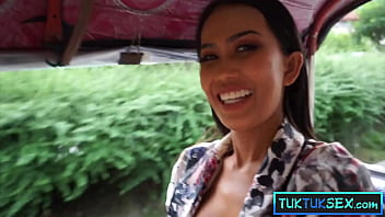 Anal Action: Hottie Gina3k